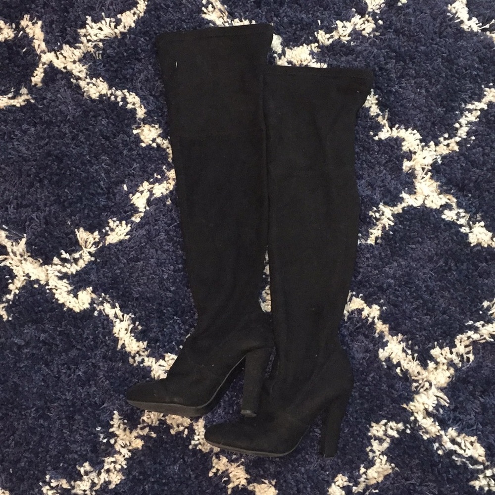 Steve Madden over knee suede heeled boots size 6m